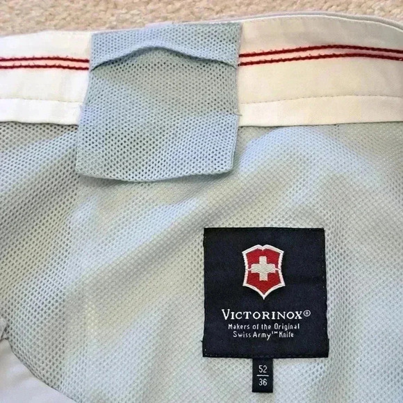 Men's Grey Shorts Victorinox Size 36 Active  Lightweight Golf - Picture 13 of 16